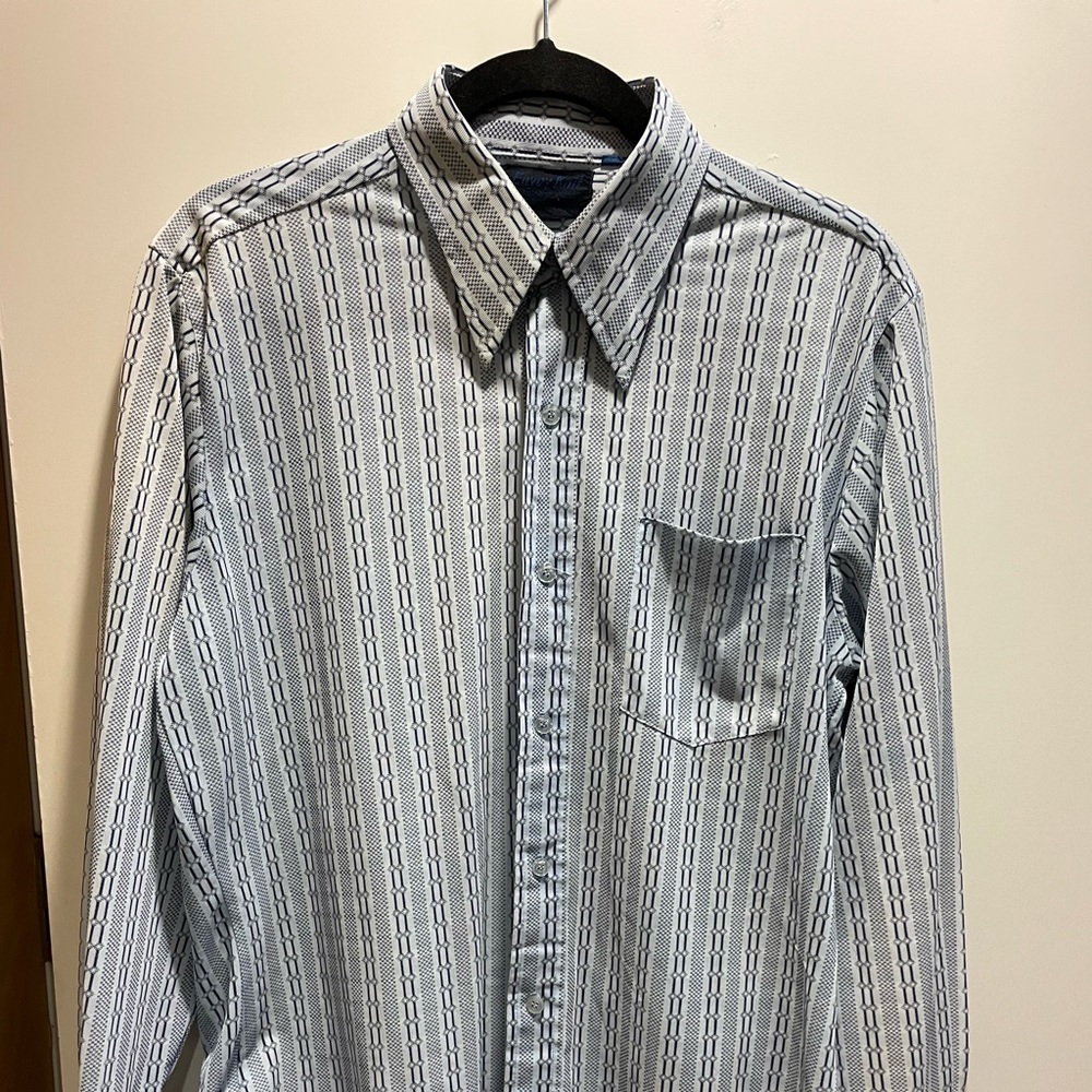 Vintage polyester light indigo blue dress shirt  size medium